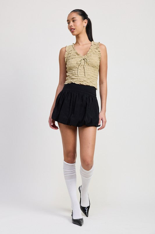 SLEEVELESS RUFFLE TOP